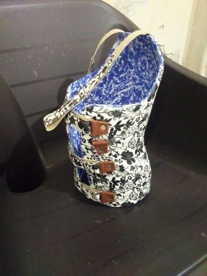 Custom spinal brace side profile showing trimlines