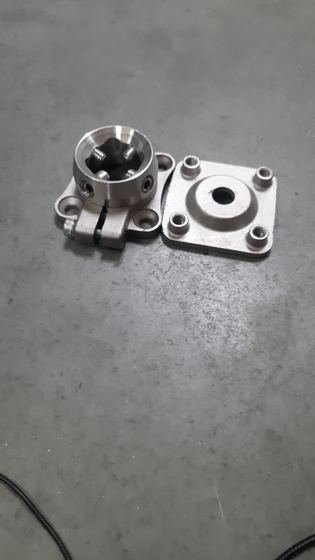 Four-hole stainless steel socket adapter and matching base plate